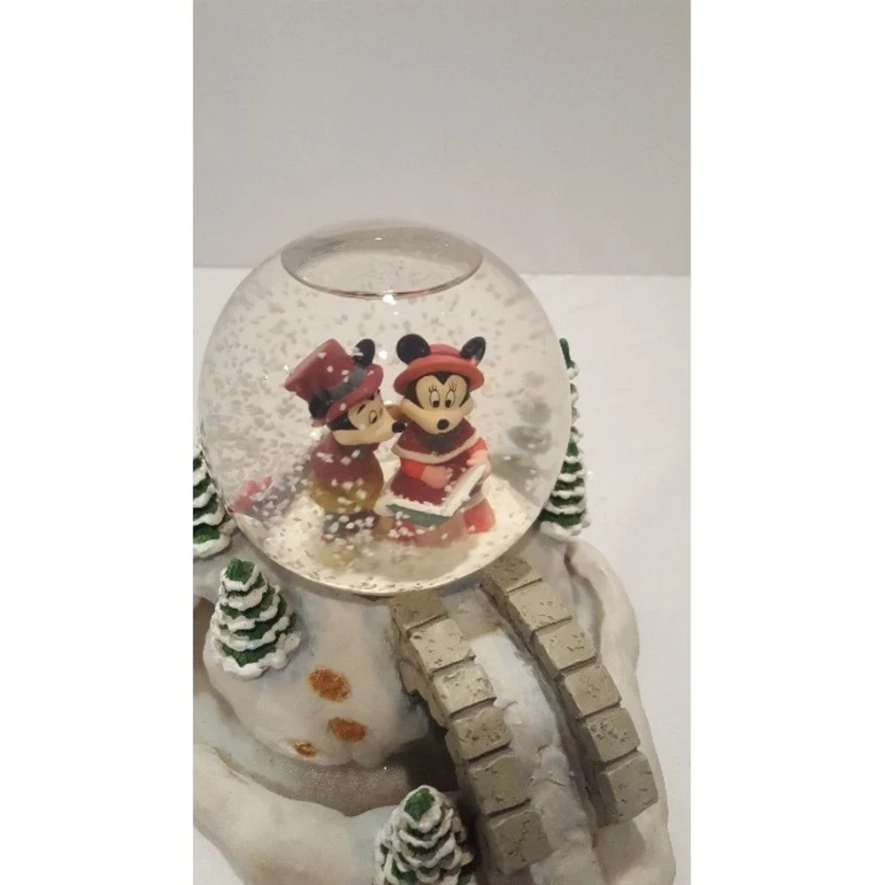Minnie and Mickey Snow Globe‎ Christmas, Music works, Broken Lamp Post HEAVY